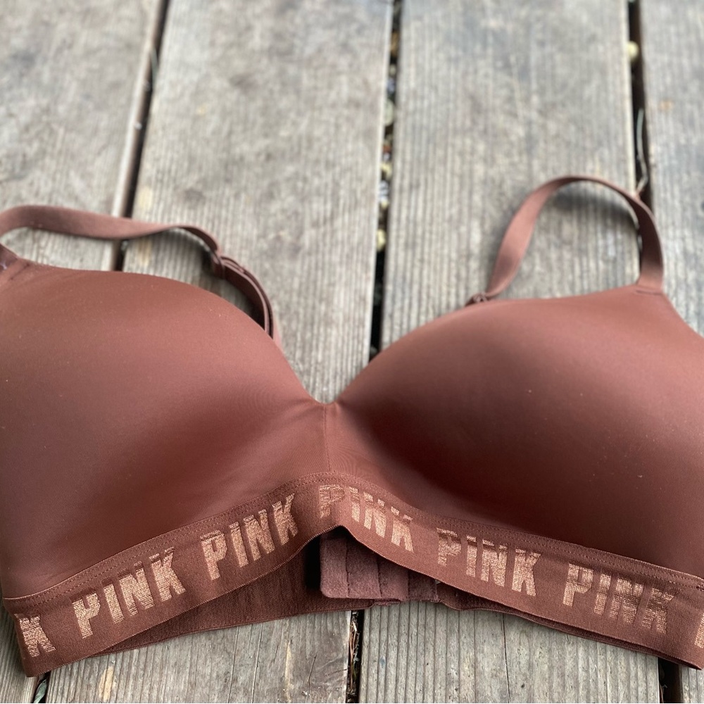 PINK Victoria’s Secret Wear Everywhere Lightly Padded Bra